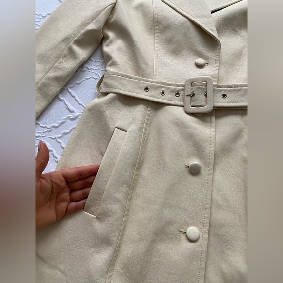 Kittenish - NWT! Cream Faux Leather Belted Trench Coat - Picture 9 of 15